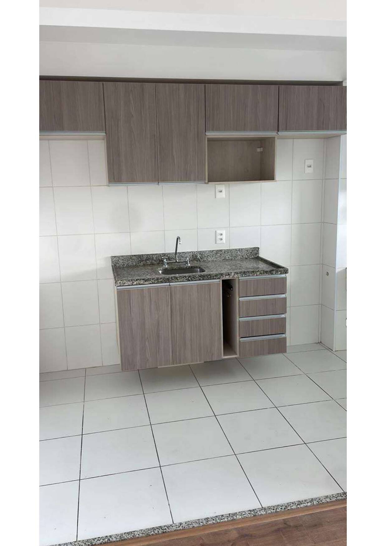 Apartamento à venda com 3 quartos, 66m² - Foto 2