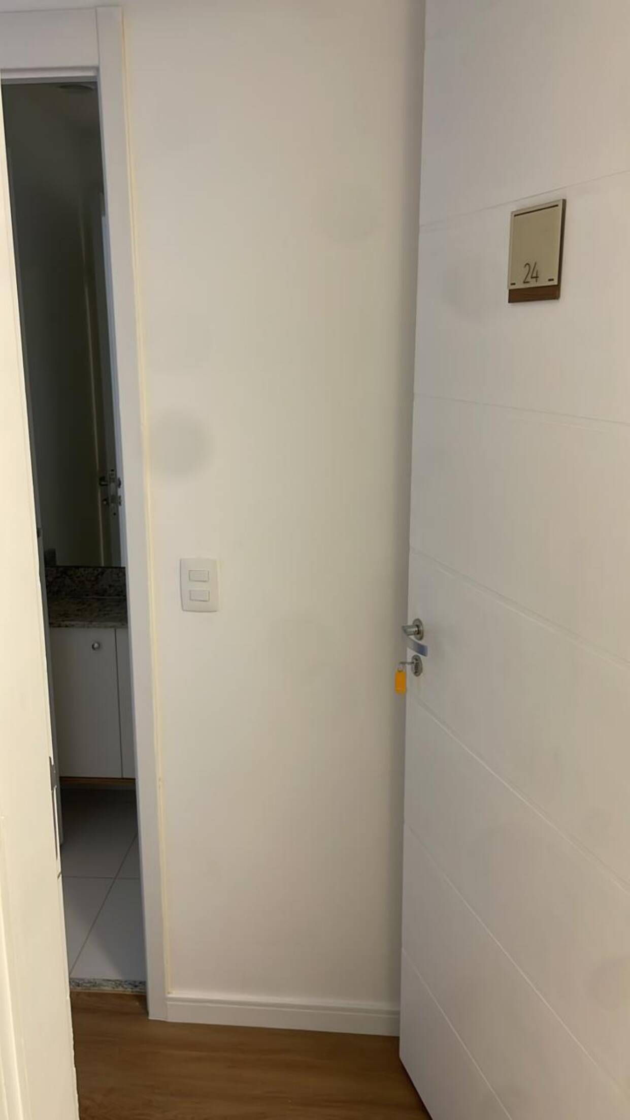 Apartamento à venda com 3 quartos, 97m² - Foto 1