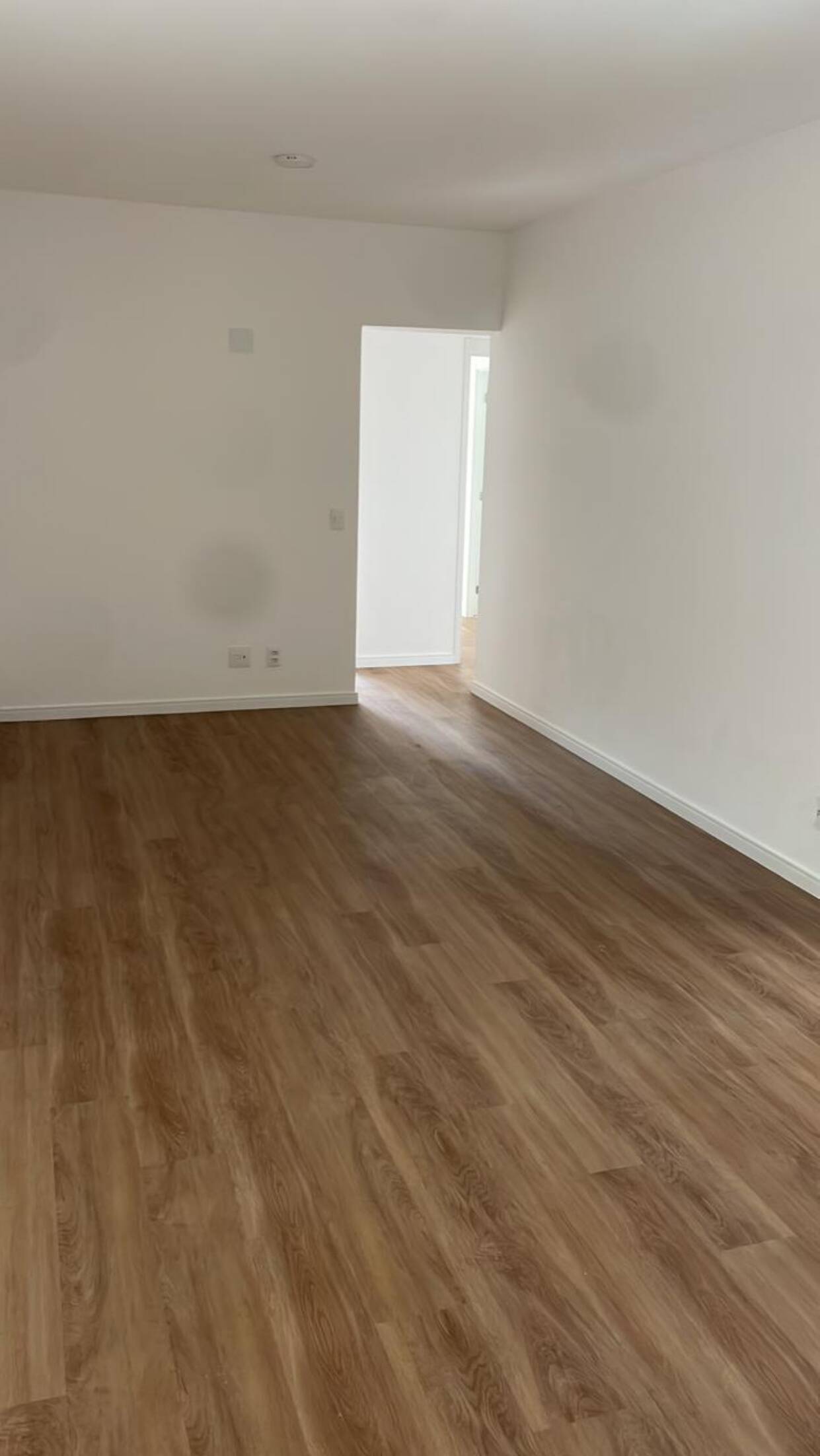 Apartamento à venda com 3 quartos, 97m² - Foto 11