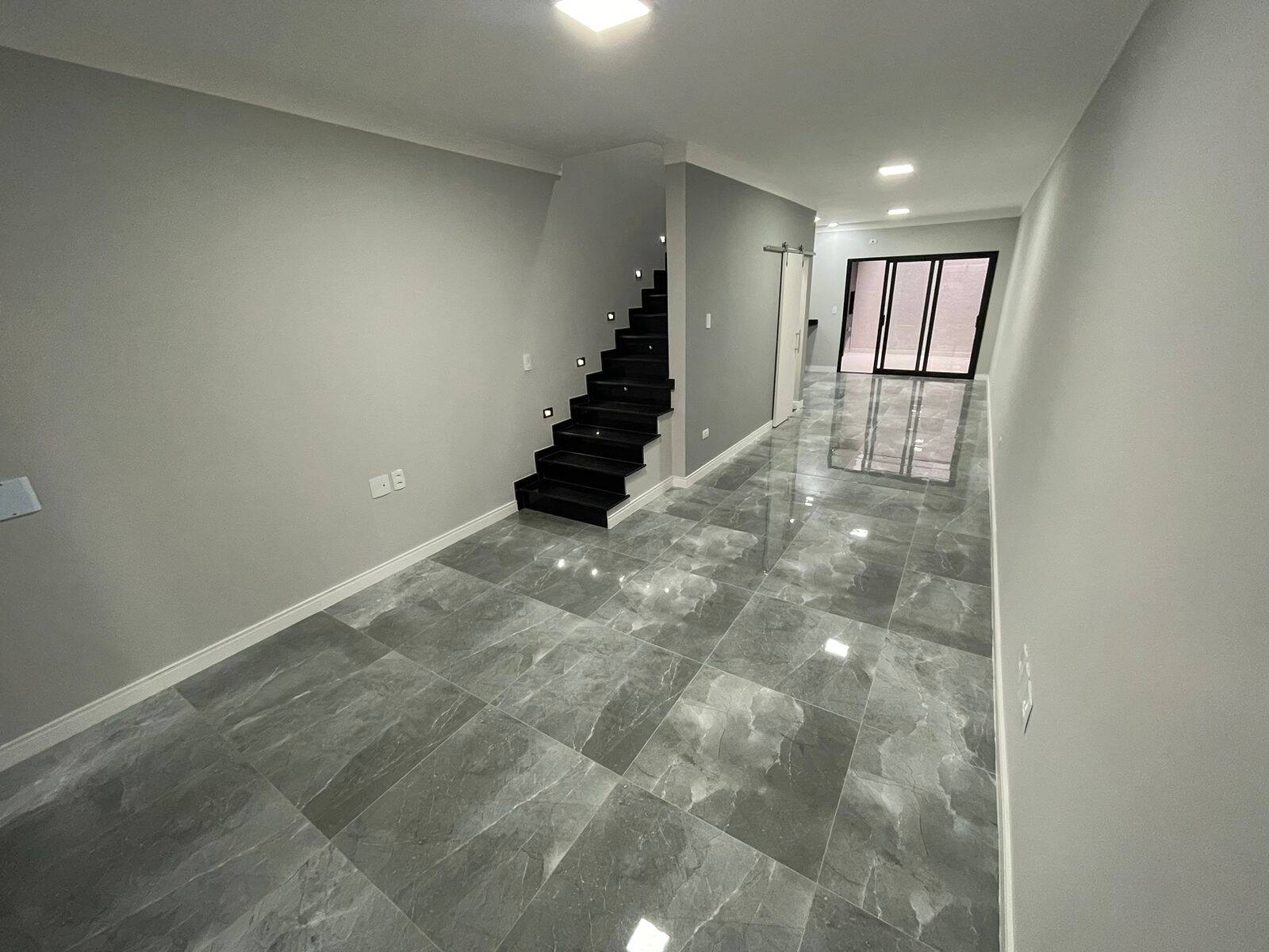 Sobrado à venda com 3 quartos, 158m² - Foto 4