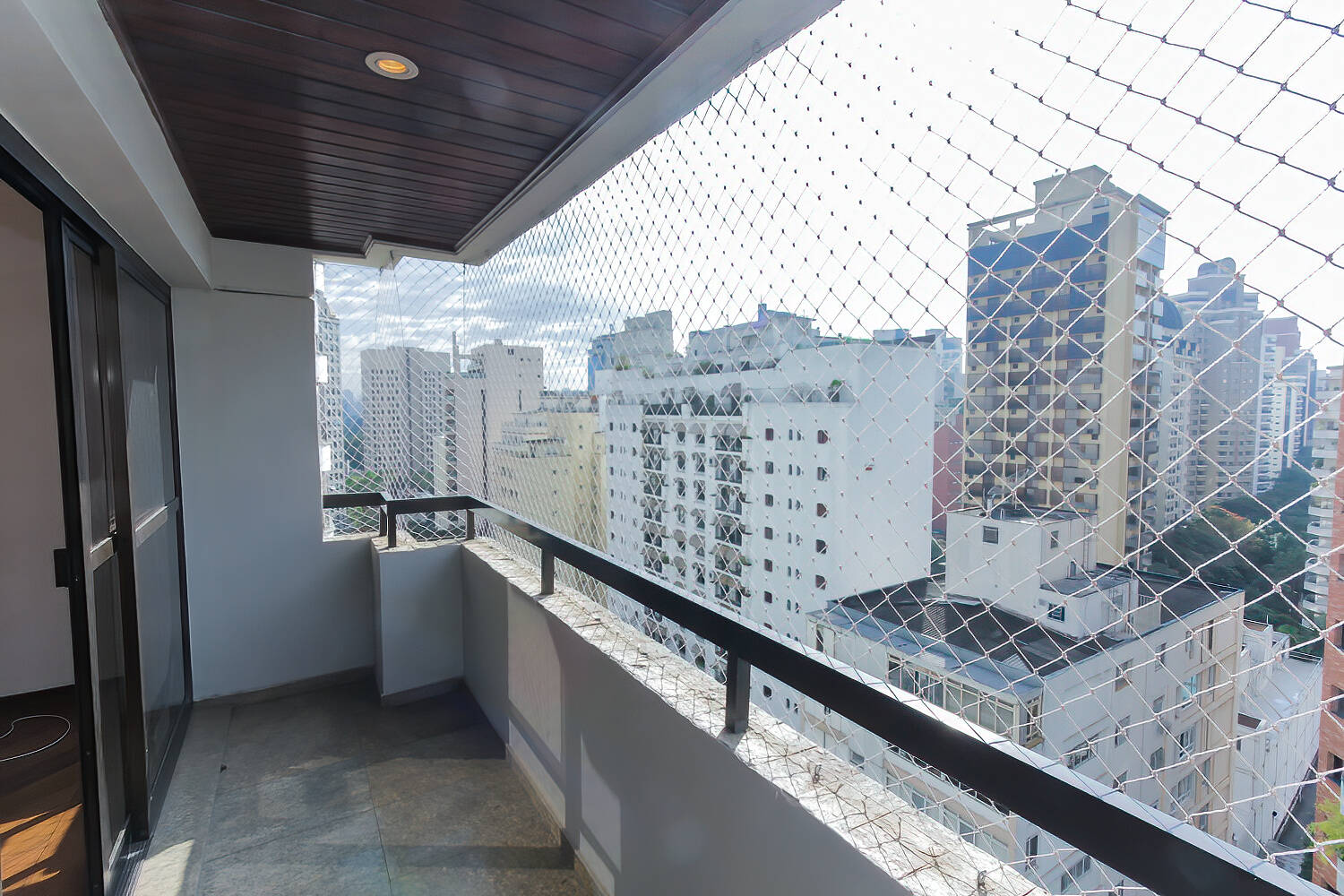 Apartamento para alugar com 4 quartos, 184m² - Foto 7