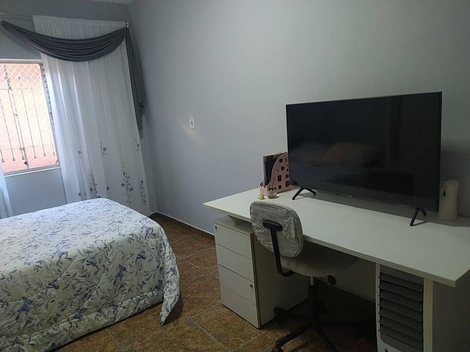 Casa à venda com 5 quartos, 250m² - Foto 17