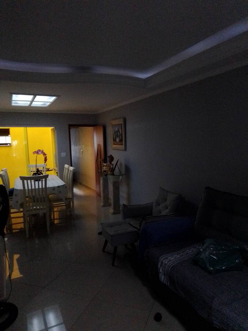 Casa à venda com 3 quartos, 128m² - Foto 2