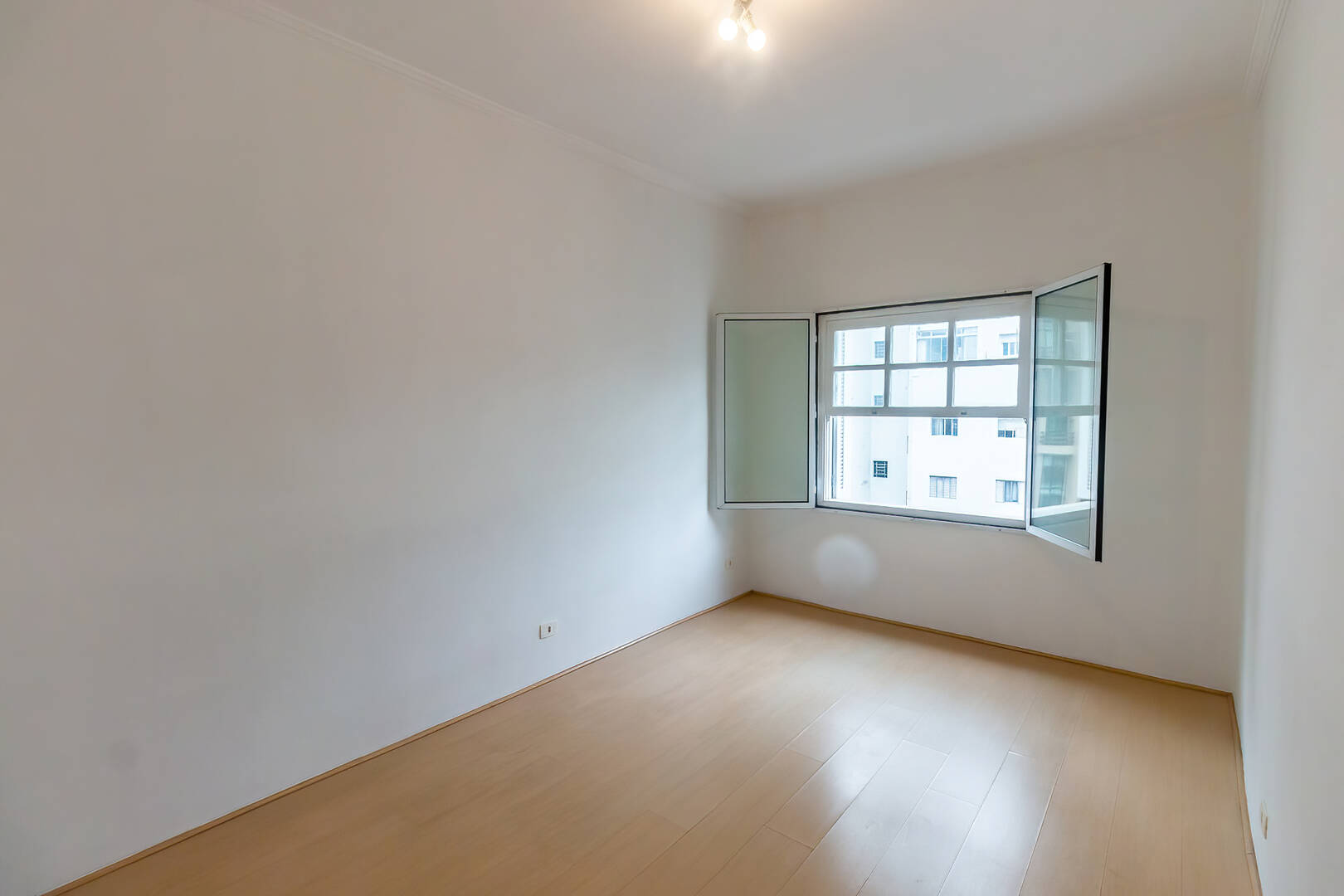 Apartamento à venda com 1 quarto, 66m² - Foto 7