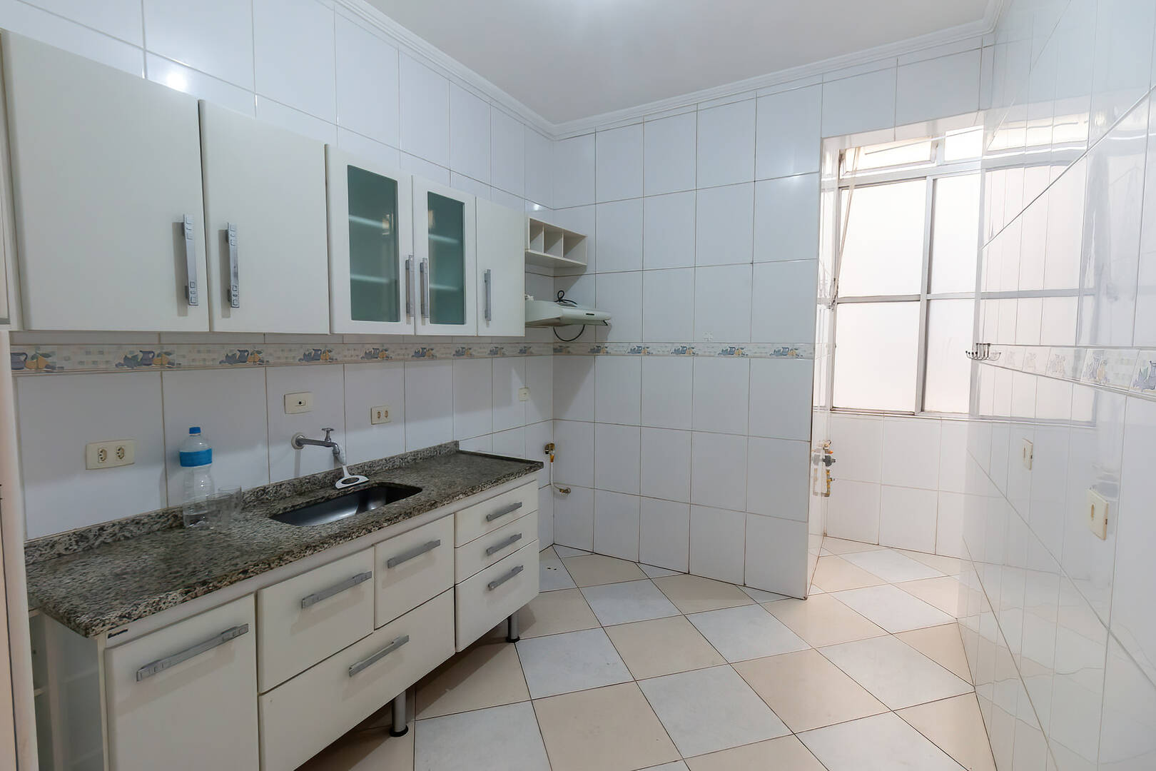 Apartamento à venda com 1 quarto, 66m² - Foto 16