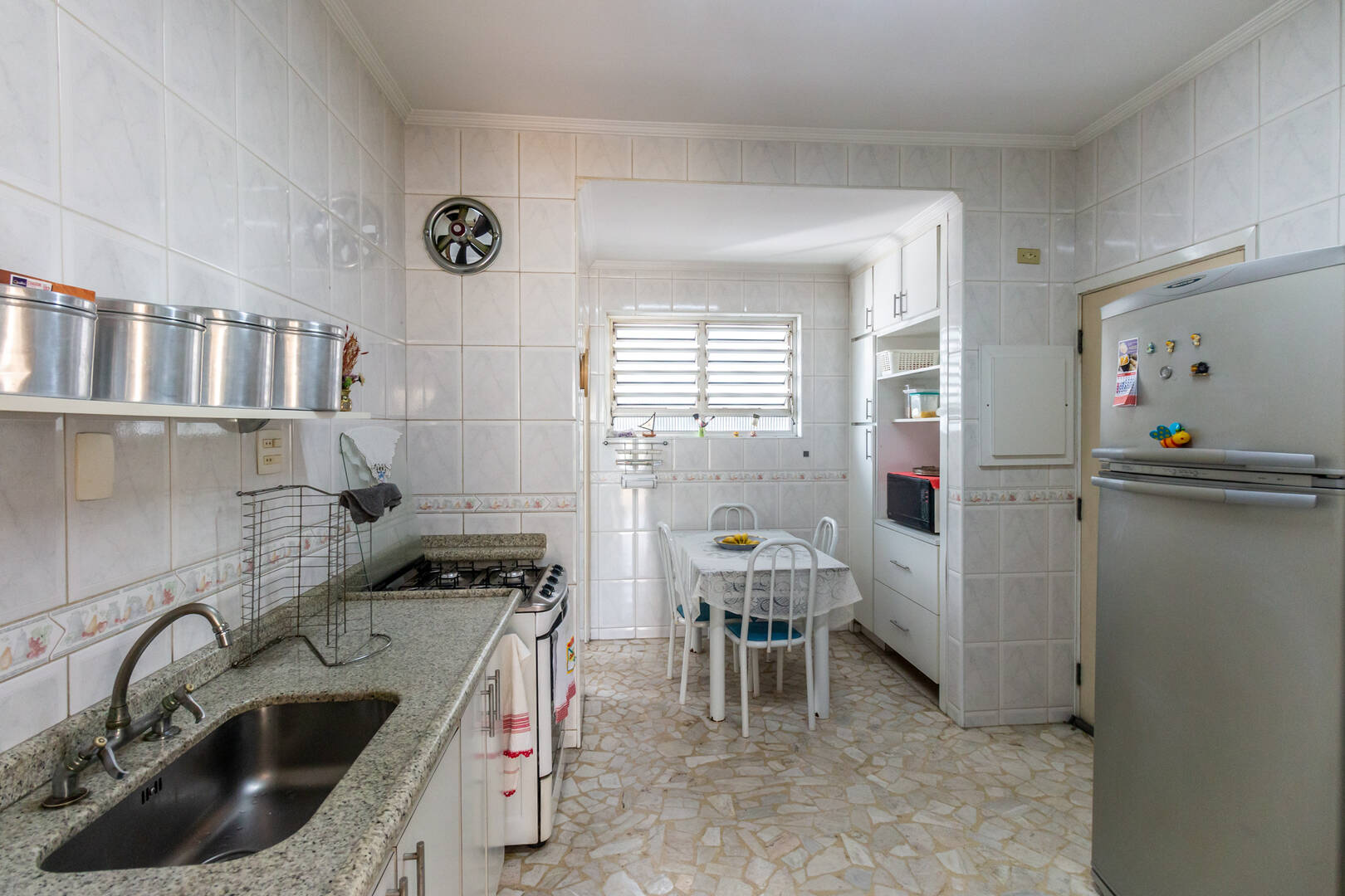 Apartamento à venda com 3 quartos, 126m² - Foto 8