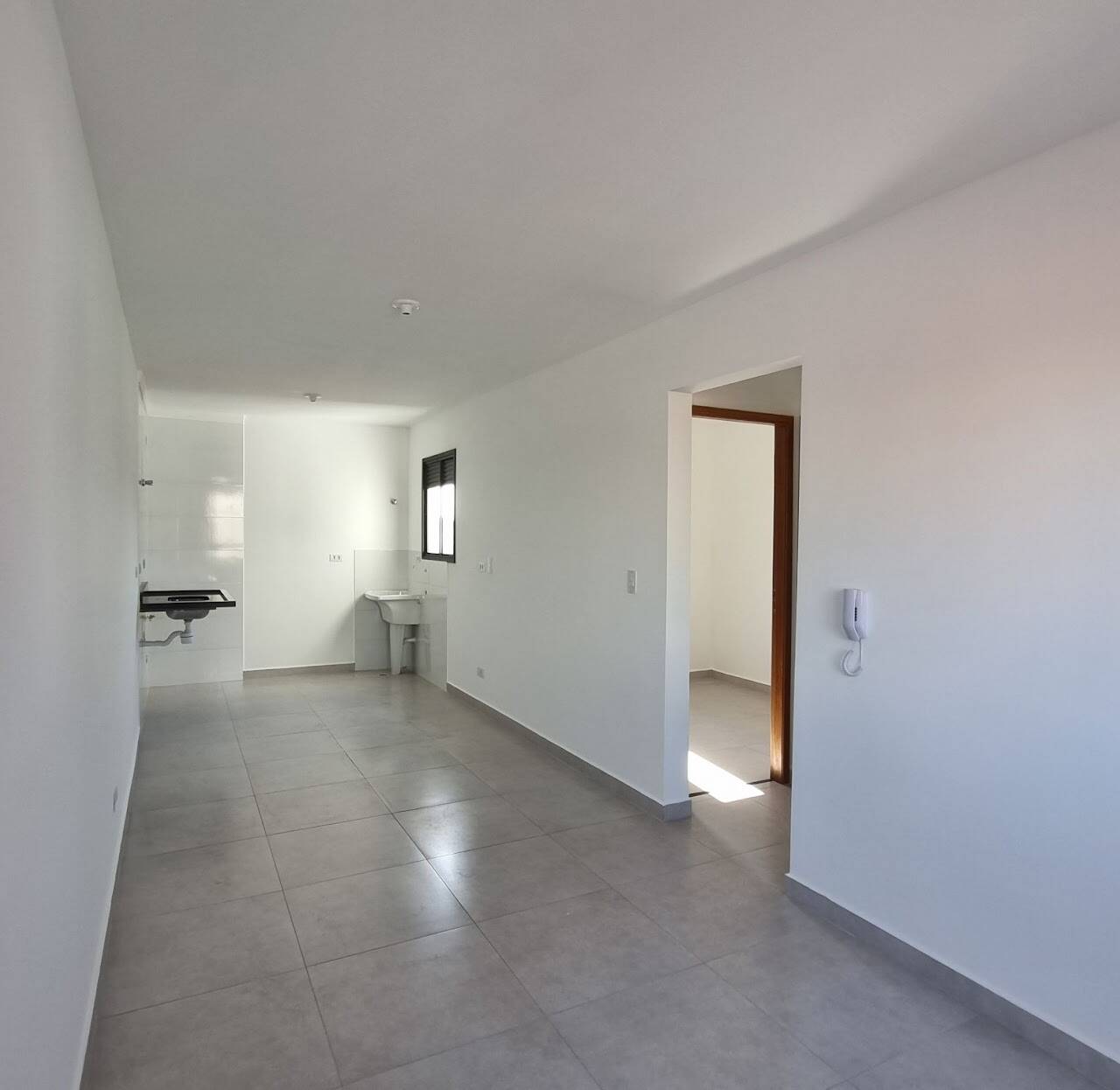 Apartamento à venda com 2 quartos, 44m² - Foto 1