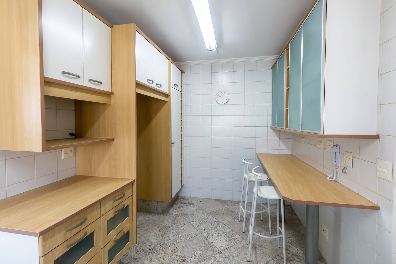 Apartamento para alugar com 3 quartos, 240m² - Foto 38