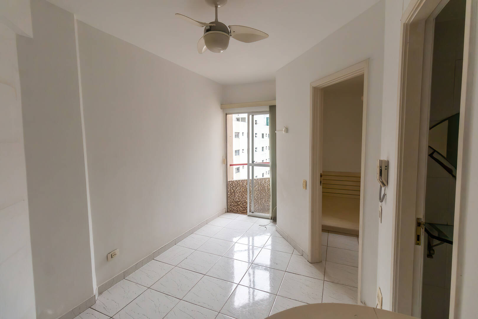 Apartamento à venda com 1 quarto, 25m² - Foto 1