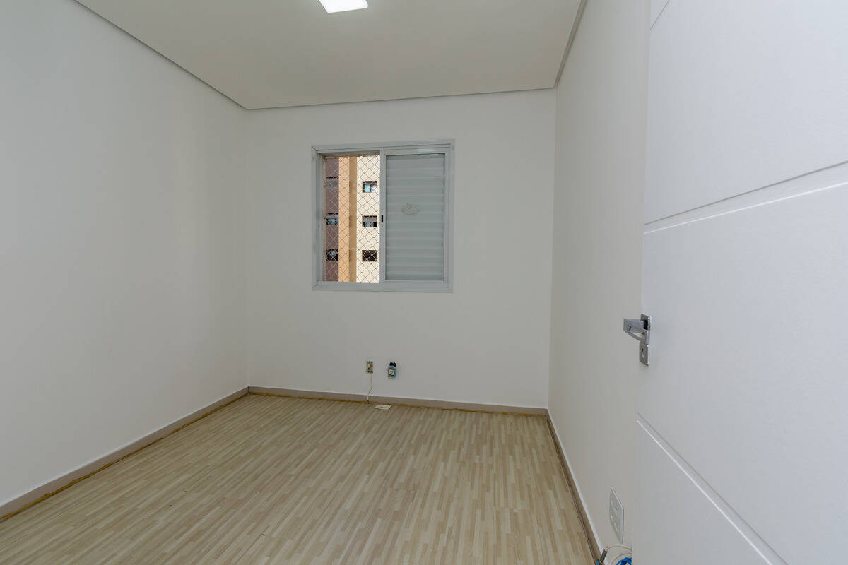 Apartamento à venda com 2 quartos, 72m² - Foto 13